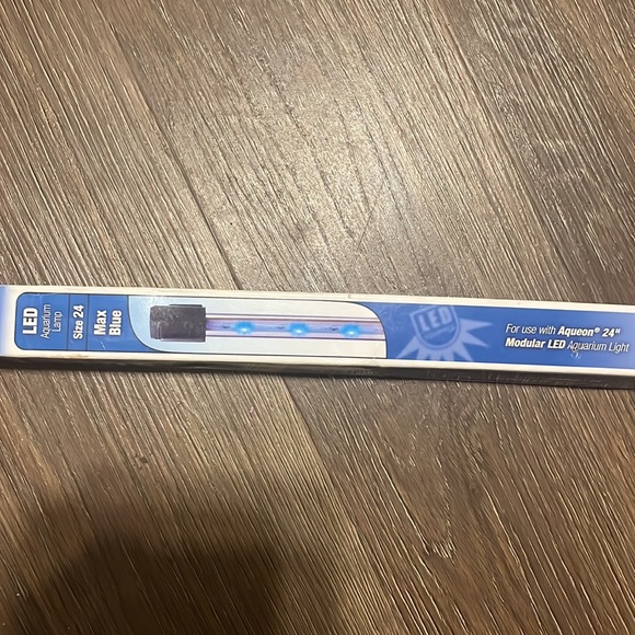 Aqueon led aquarium lamp - Picture 3 of 3